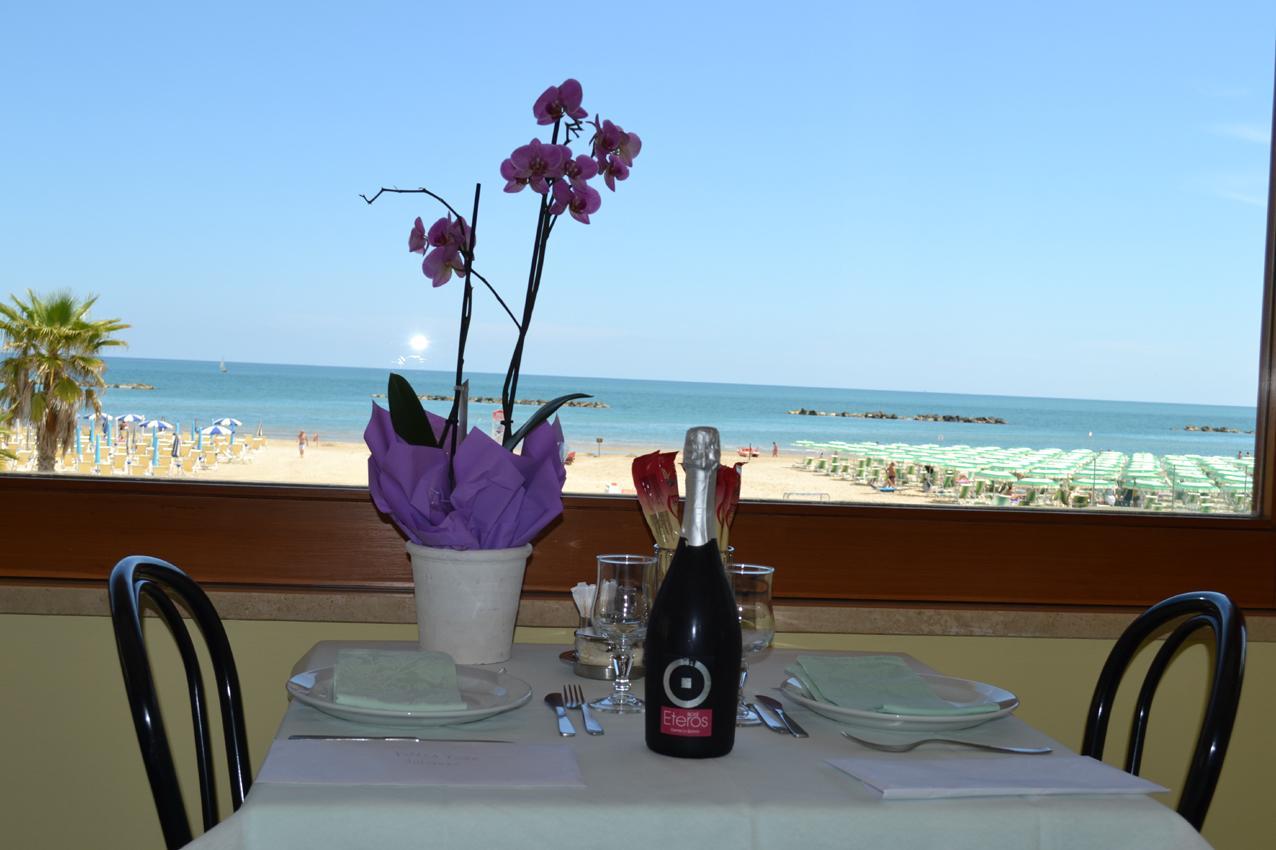 Albergo Quaglia Roseto Degli Abruzzi Esterno foto