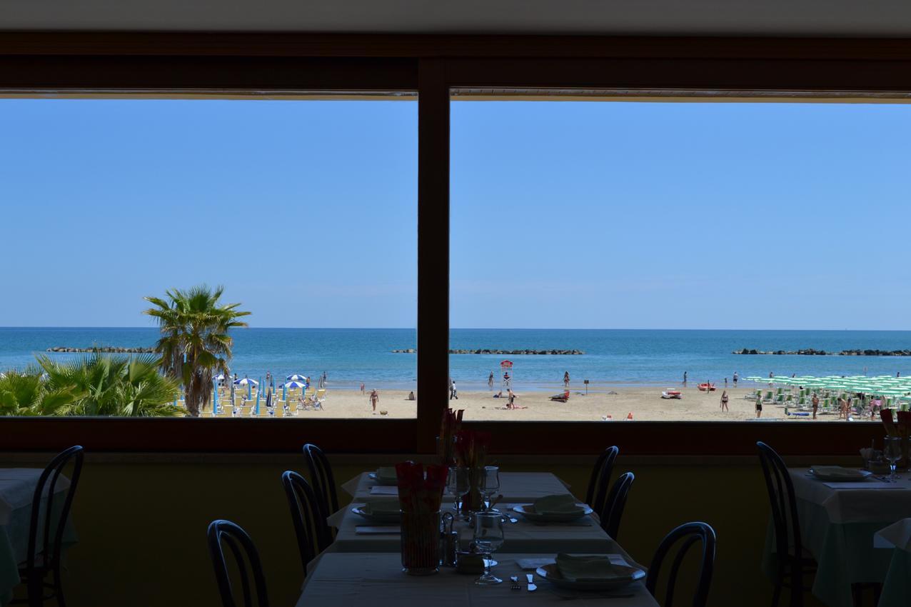 Albergo Quaglia Roseto Degli Abruzzi Esterno foto